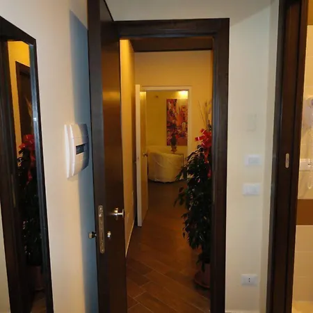 Il Campanile 3* ナポリ