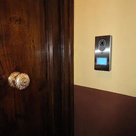 ベッド・アンド・ブレックファスト Il Campanile 3*